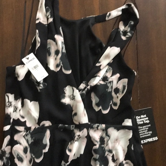 Express Dresses & Skirts - Size 4 Express dress